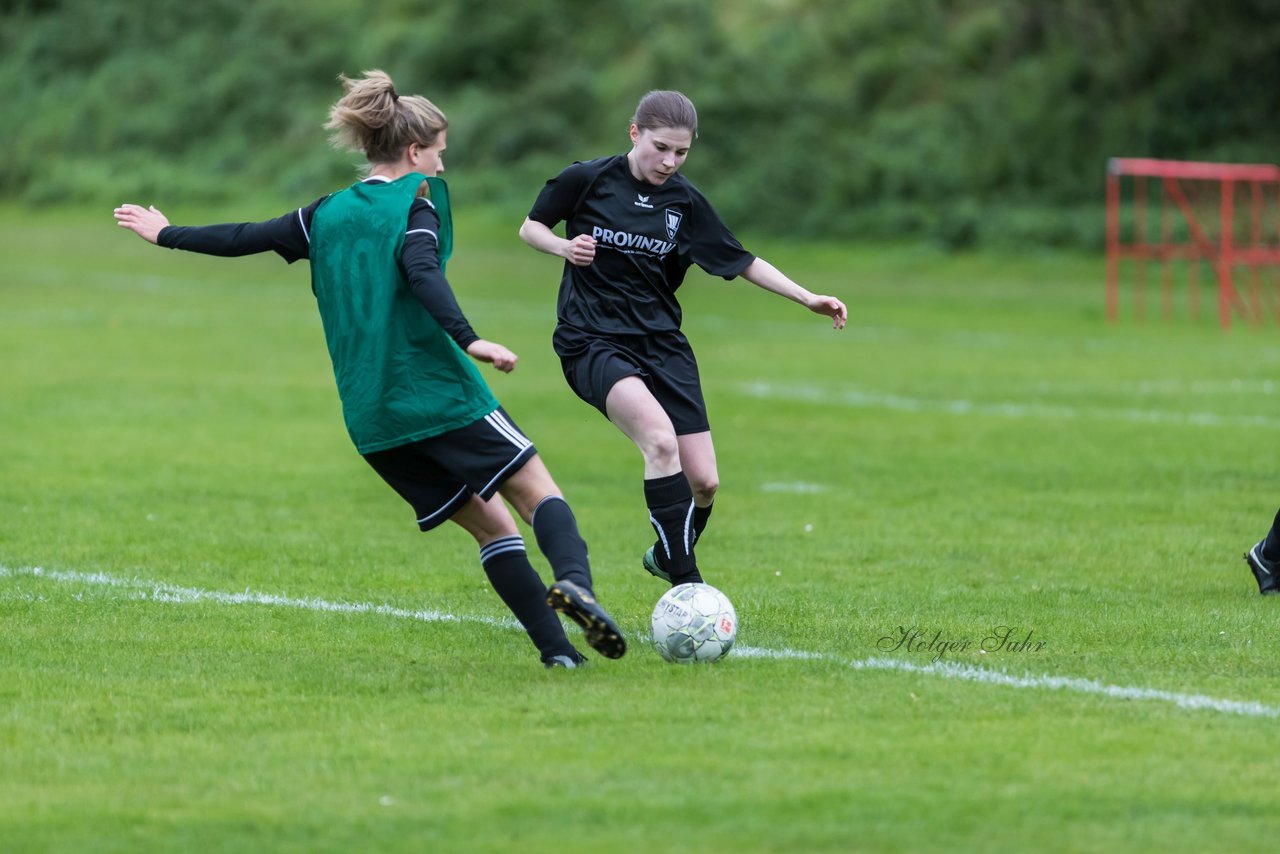 Bild 76 - F SG Daenisch Muessen - SG Blau-Rot Holstein : Ergebnis: 3:1